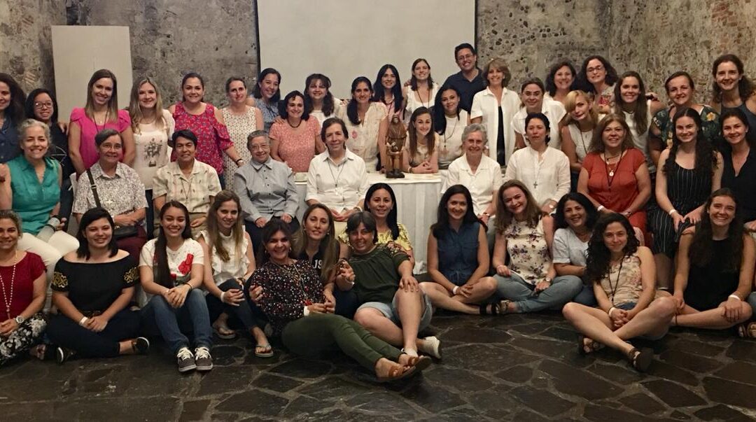 Conoce al equipo de presidentas de exalumnos de colegios Jesús-María